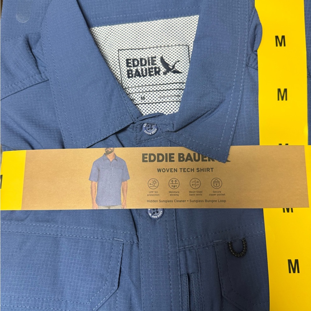 Eddie Bauer Short-Sleeve Woven Tech Shirt in Navy Blue